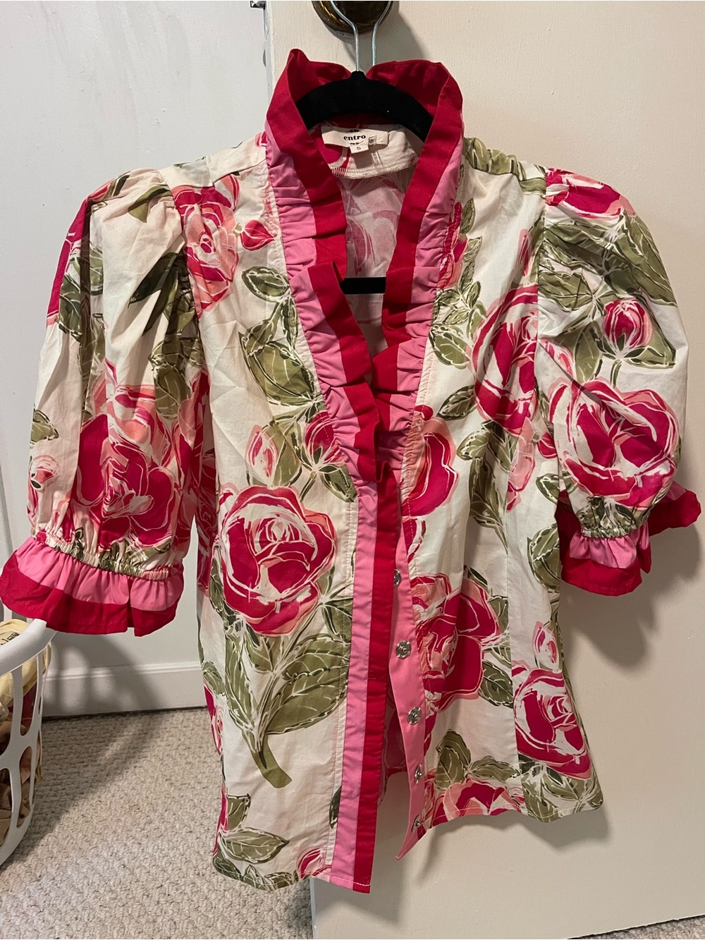 entro Pink Floral Ruffle Blouse